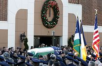Вице-президент США приехал на похороны погибшего полицейского