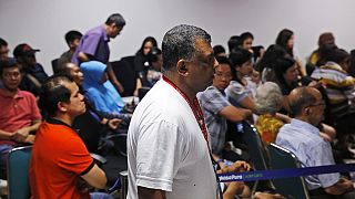 Search for missing AirAsia flight resumes in Java Sea