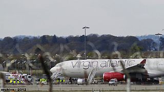 Virgin Atlantic airplane returns safely after landing gear problem