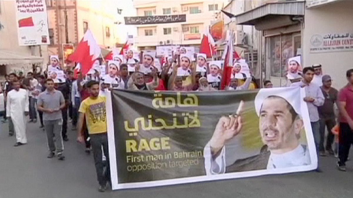 اعتراض به دستگیری شیخ علی سلمان رهبر حزب وفاق در بحرین