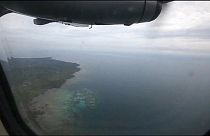 Avistado humo en una isla de Java durante la búsqueda del avión desaparecido de Air Asia