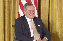 George Bush tem alta hospitalar