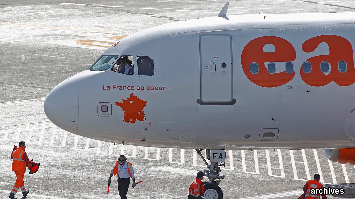 La huelga de EasyJet Francia obliga a anular 140 vuelos hoy y mañana