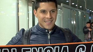 Valencia fans greet Perez at Manises airport