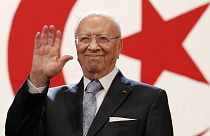 La Tunisia prova a voltare pagina con Essebsi, veterano della politica