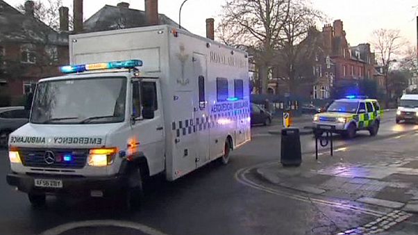 Britische Ebola-Patientin spricht und isst Britische Ebola-Patientin spricht und isst