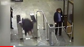 World's worst fare dodger caught on CCTV