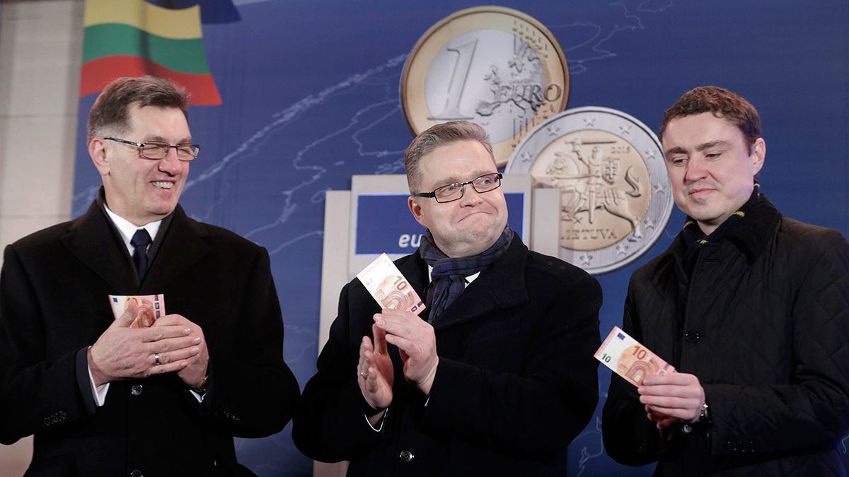 پیوستن لیتوانی به یورو همزمان با جشن های سال جدید میلادی