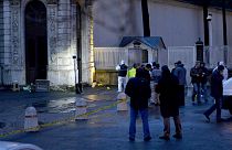 Dolmabahçe Sarayı'na silahlı el bombalı saldırı