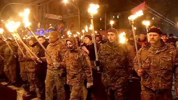 Kiev: sfilano i nazionalisti nel nome di Stepan Bandera Kiev: sfilano i nazionalisti nel nome di Stepan Bandera