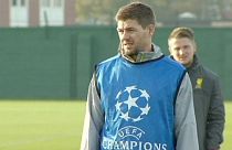 Calcio: Gerrard lascia Liverpool e Premier a giugno, ma non il calcio