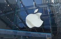 شکایت دو مشتری از شرکت اپل در آمریکا
