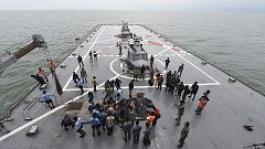 Εντοπίστηκαν δύο αντικείμενα της μοιραίας πτήσης της AirAsia - Ίσως πρόκειται για τα μαύρα κουτιά