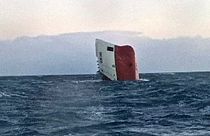 جستجو برای یافتن هشت خدمه کشتی باری غرق شده در آبهای اسکاتلند