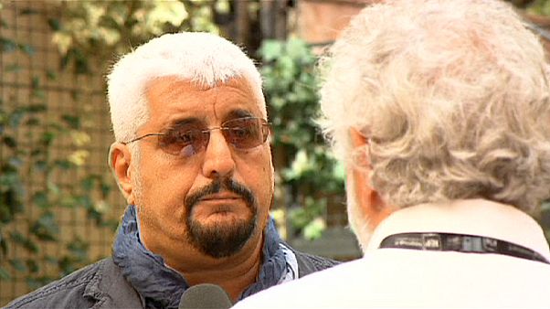 Napoli perde lo "scarrafone" più amato. Se ne va Pino Daniele Napoli perde lo "scarrafone" più amato. Se ne va Pino Daniele