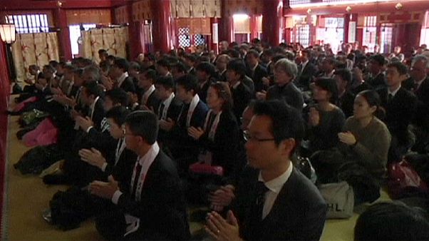 Japão: rezar por um ano de sucesso Japão: rezar por um ano de sucesso