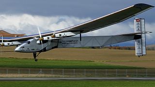 Solar Impulse 2 ''scalda i motori'' per giro del mondo