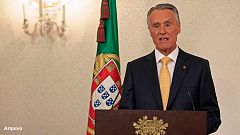 Cavaco Silva envia as condolências a Hollande e ao povo francês