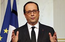 Франсуа Олланд призвал французов к бдительности и единству