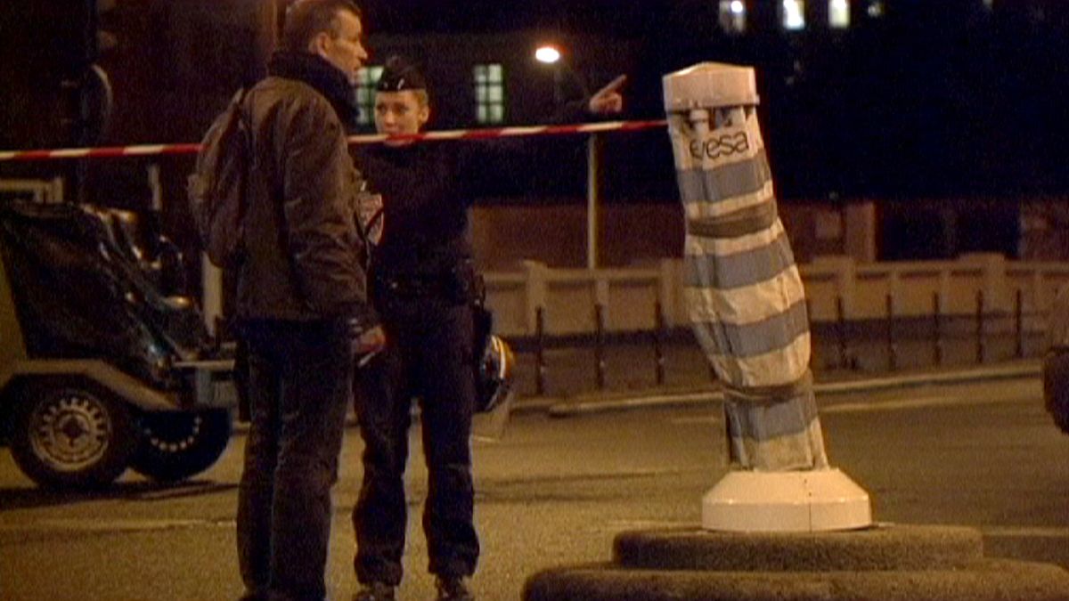 Porte de Vincennes residents return home following deadly siege