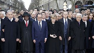 Politiker aller Welt demonstrieren Solidarität in Paris