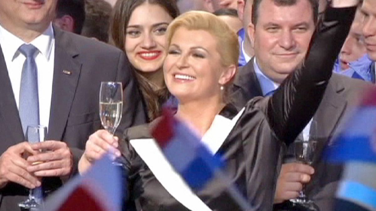 Kitarovic torna-se na primeira mulher presidente da Croácia