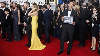 Golden Globes awards overshadowed by stars proclaiming "We are Charlie"