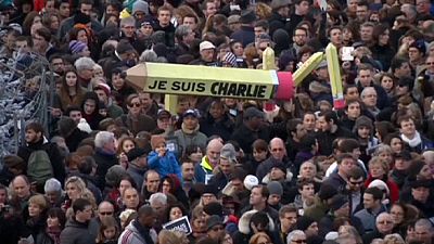 Hundreds of thousands rally in France in response to Paris attacks