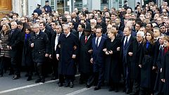 Charlie Hebdo – des chefs d'état "ennemis" de la presse à la marche républicaine