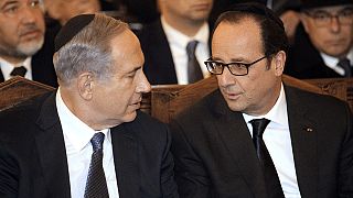 Davetsiz misafir Netanyahu Fransa'daki Yahudilerle buluştu