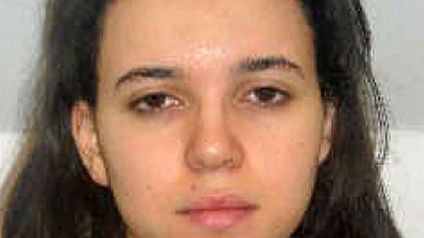 Aufnahmen zeigen gesuchte Hayat Boumeddiene in Istanbul Aufnahmen zeigen gesuchte Hayat Boumeddiene in Istanbul
