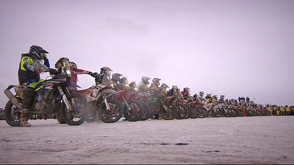 Marc Coma, nuevo líder del Dakar tras la avería de Barreda Marc Coma, nuevo líder del Dakar tras la avería de Barreda