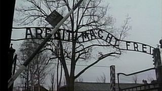 Poutine pas invité aux cérémonies du 70e la libération d'Auschwitz