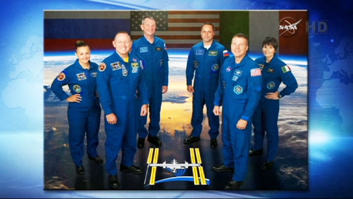 Американские астронавты переночуют в российском сегменте МКС