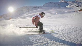 انطلاق موسم التزلج الحر بفال تورينس