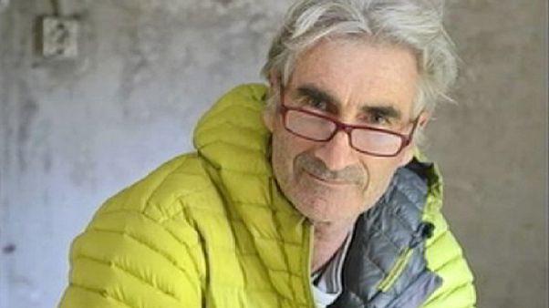 Αλγερία: Εντοπίστηκε η ακέφαλη σορός Γάλλου ομήρου των τζιχαντιστών Αλγερία: Εντοπίστηκε η ακέφαλη σορός Γάλλου ομήρου των τζιχαντιστών