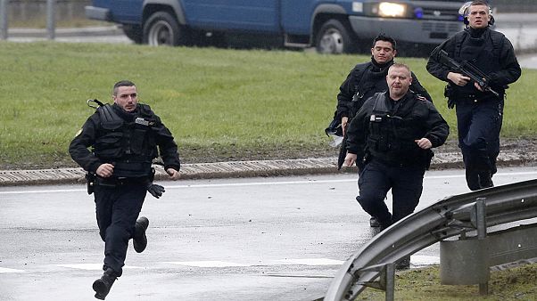 Europe Weekly: operazioni anti-terrorismo in tutta Europa Europe Weekly: operazioni anti-terrorismo in tutta Europa