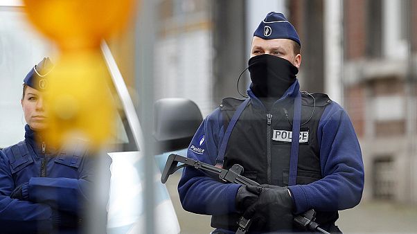 Lutte anti-terrorriste : "il faut éviter la politique de l'urgence" Lutte anti-terrorriste : "il faut éviter la politique de l'urgence"