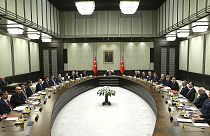 Elnöki vizit a török kormány ülésén