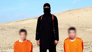 تنظيم الدولة الإسلامية يهدد بقتل رهينتين يابانيين