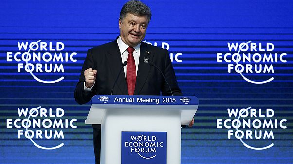Über 9.000 russische Soldaten in der Ukraine? Lawrow:"Zeigt uns die Beweise" Über 9.000 russische Soldaten in der Ukraine? Lawrow:"Zeigt uns die Beweise"