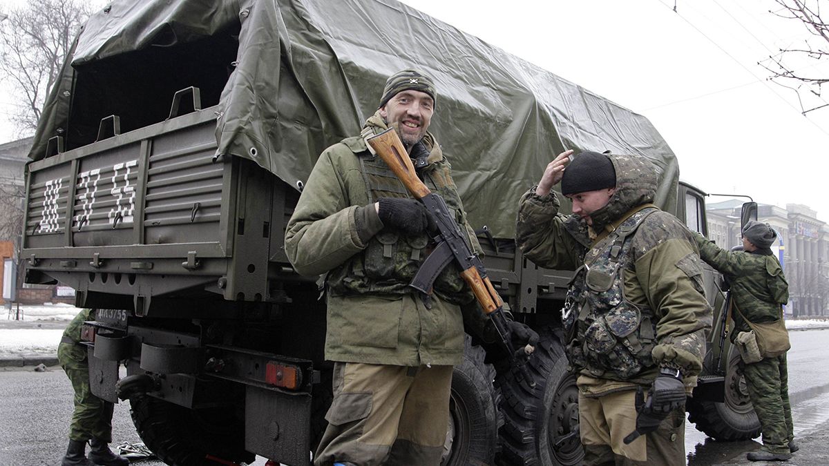 Ukraynalı askerler Donetsk Havaalanı'ndan çekildi