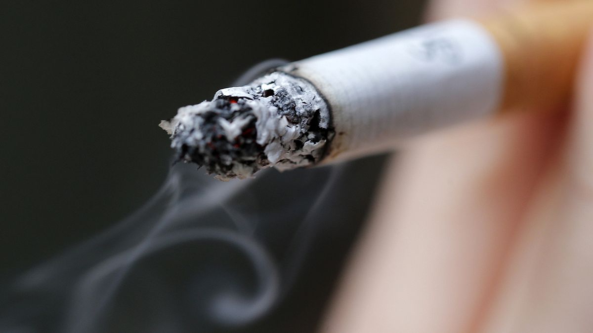 Reino Unido prepara-se para vender maços de tabaco sem logótipo