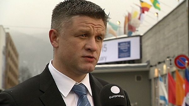 Davos, euronews incontra il rappresentante di Kiev: ''Siamo in guerra'' Davos, euronews incontra il rappresentante di Kiev: ''Siamo in guerra''