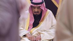 Manifestación en París en apoyo al bloquero saudí Raef Badaui