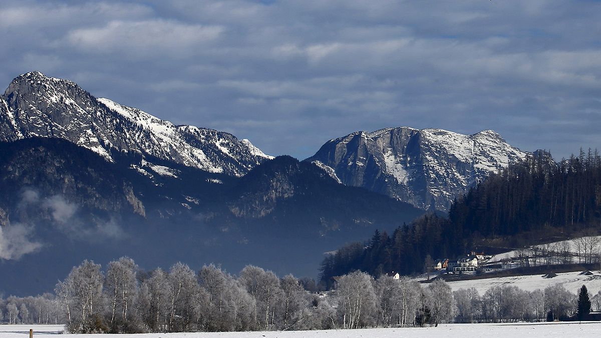 فرنسا: مقتل 6 متزلجين جراء انهيار ثلجي في جبال الالب