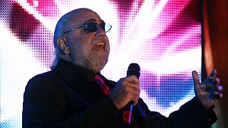 Rain and tears: Demis Roussos ist tot