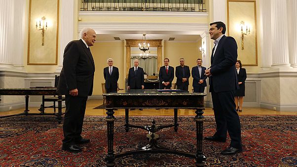 Alexis Tsipras als neuer Ministerpräsident Griechenlands vereidigt Alexis Tsipras als neuer Ministerpräsident Griechenlands vereidigt