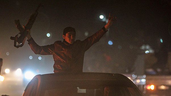 Milícias curdas festejam derrota do Estado Islâmico em Kobani e Diyala Milícias curdas festejam derrota do Estado Islâmico em Kobani e Diyala