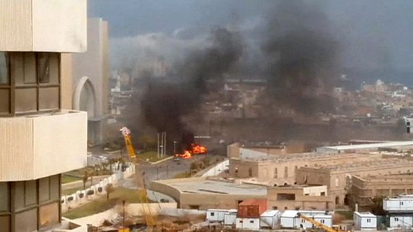 Fegyveresek törtek be Tripoli egyik szállodájába Fegyveresek törtek be Tripoli egyik szállodájába